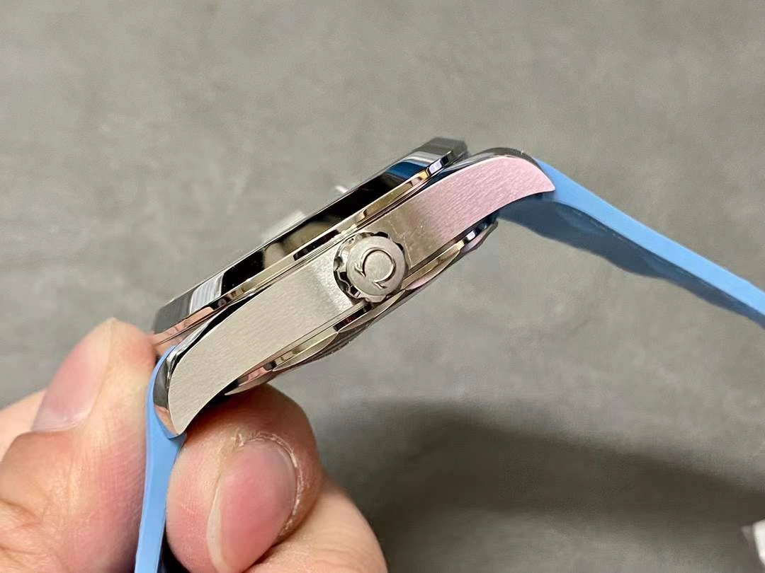 ComfortFit CBD Factory Omega Seamaster Aqua Terra Worldtimer 43mm “Summer Blue” （220.12.43.22.03.002）1:1 Super Clone – DD8938 Movement 245